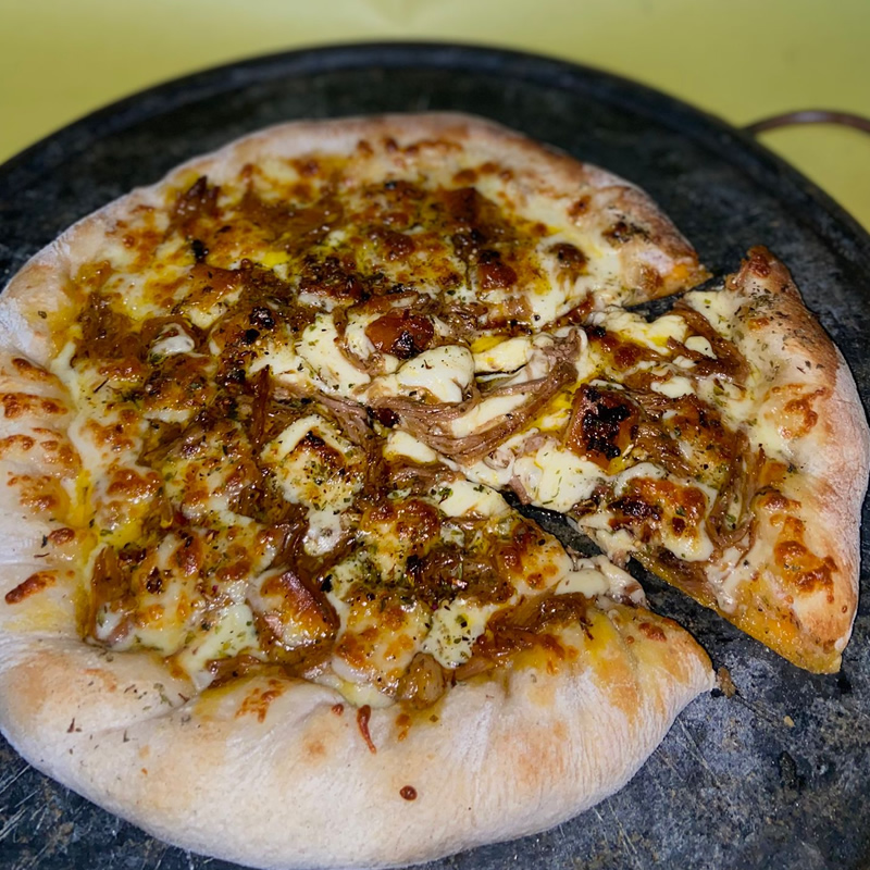 Carne de panela com provolone e ervas finas