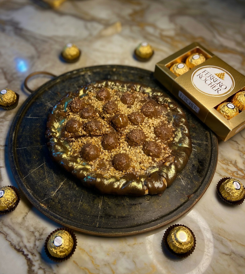 Dolce Ferrero Rocher (com borda ENVOLTINI )