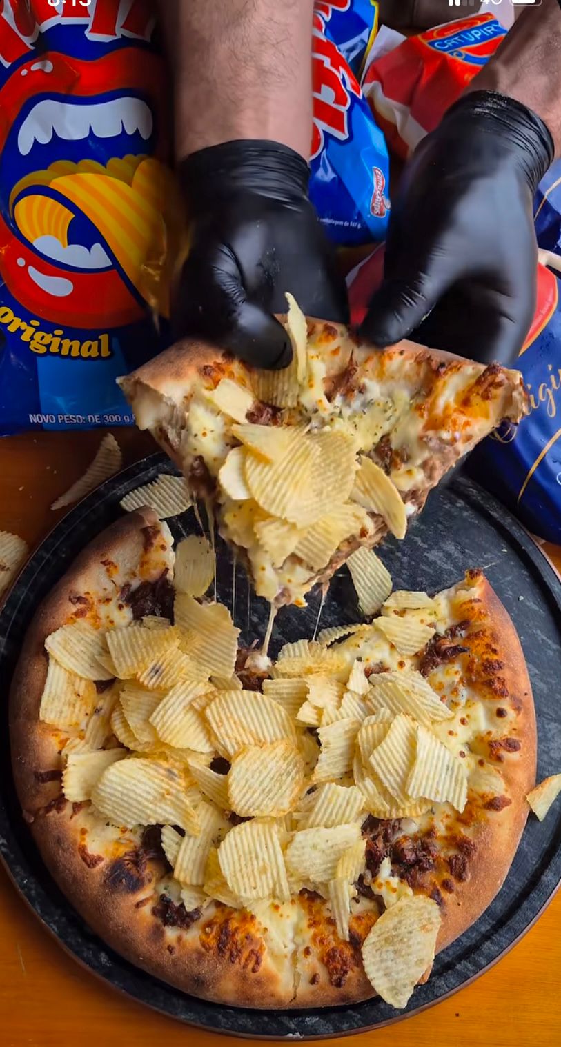 Burguesa: carne+ cream cheese+ ruffles